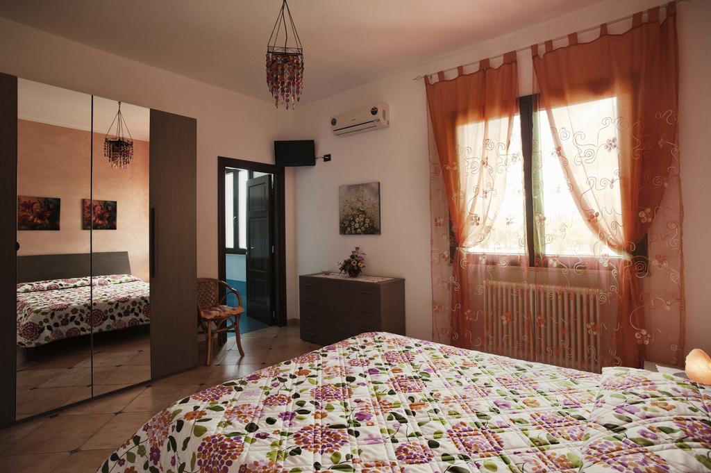 Brezza Di Mare Bed and Breakfast Vignacastrisi Δωμάτιο φωτογραφία